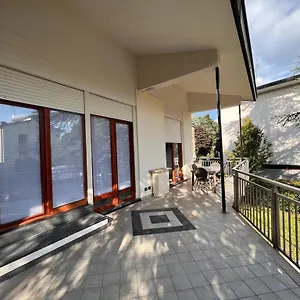 https://mac-andrea.emilia-romagnahotels.net